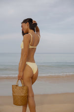 Slip bikini classico MILA in latticello