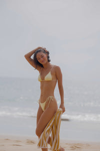 Haut de bikini triangle SALINA en babeurre