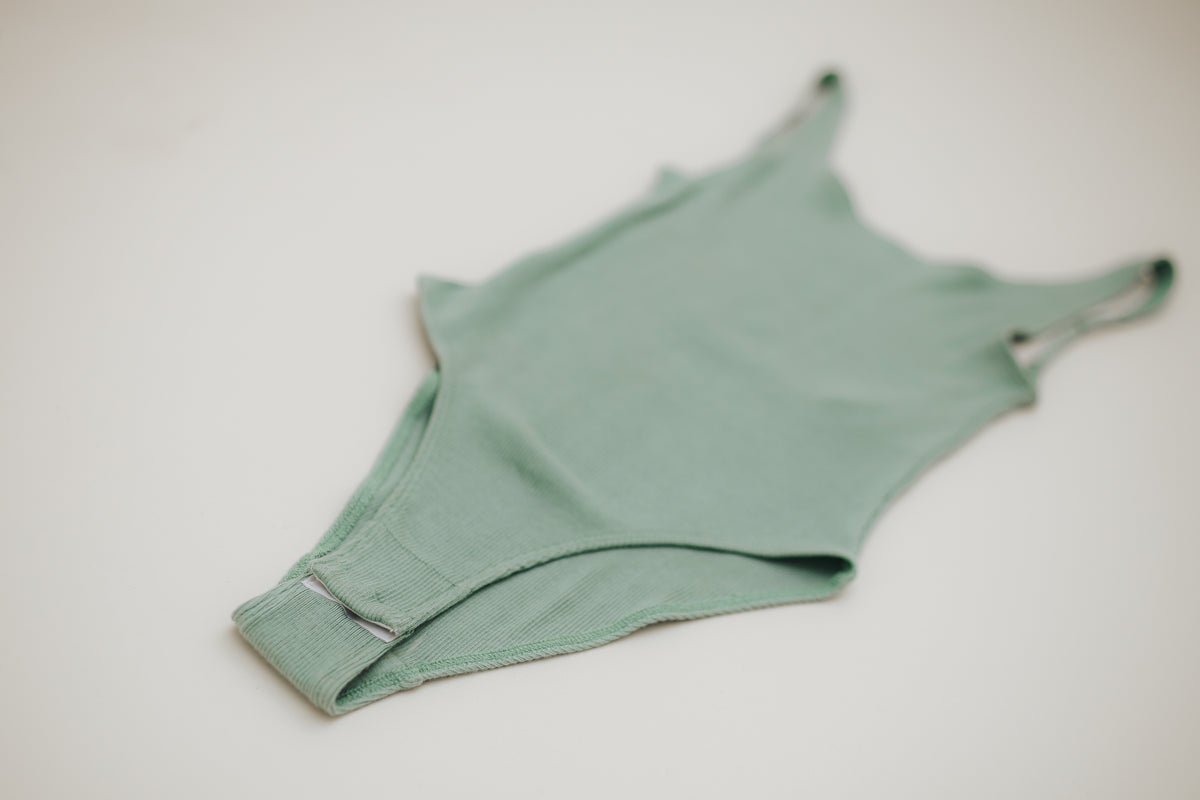 SARA Feather Weight Bodysuit in Lemon - Factory Sale