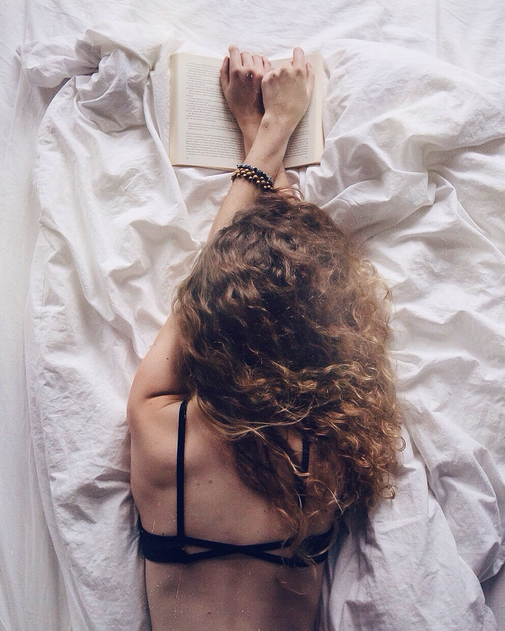 SYLVIA Bralette in Black