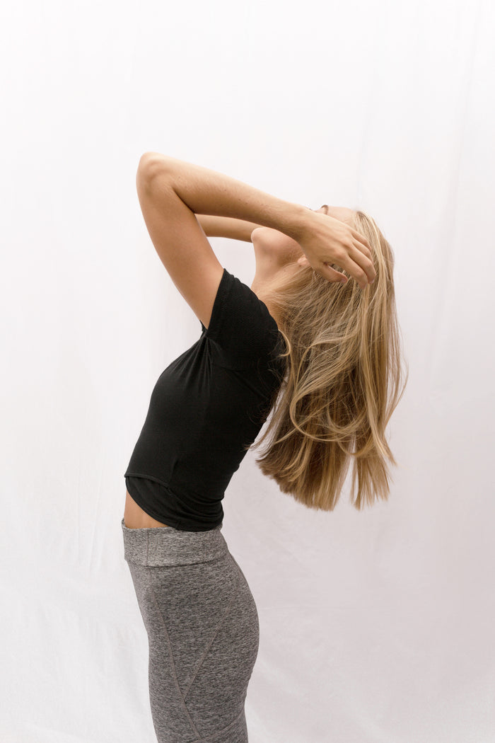 Top avvolgente ISABELLE in nero