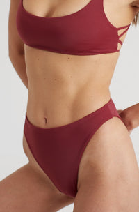 Bas de bikini ORION en mûrier